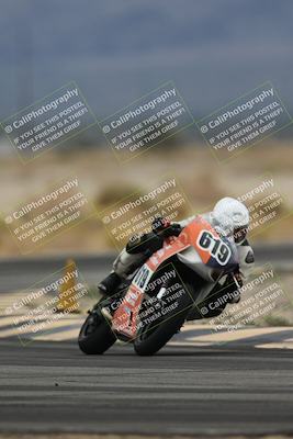 media/Nov-15-2025-Race Pace (Sat) [[8de605a2d8]]/Non Verified Riders (1st 20 Minutes)/Turn 4 (1010am)/